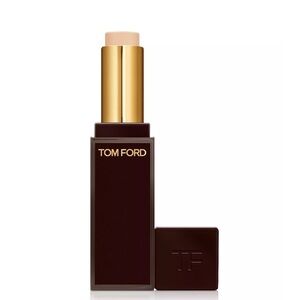 Tom Ford Traceless Soft Matte Concealer -
OCO BARE